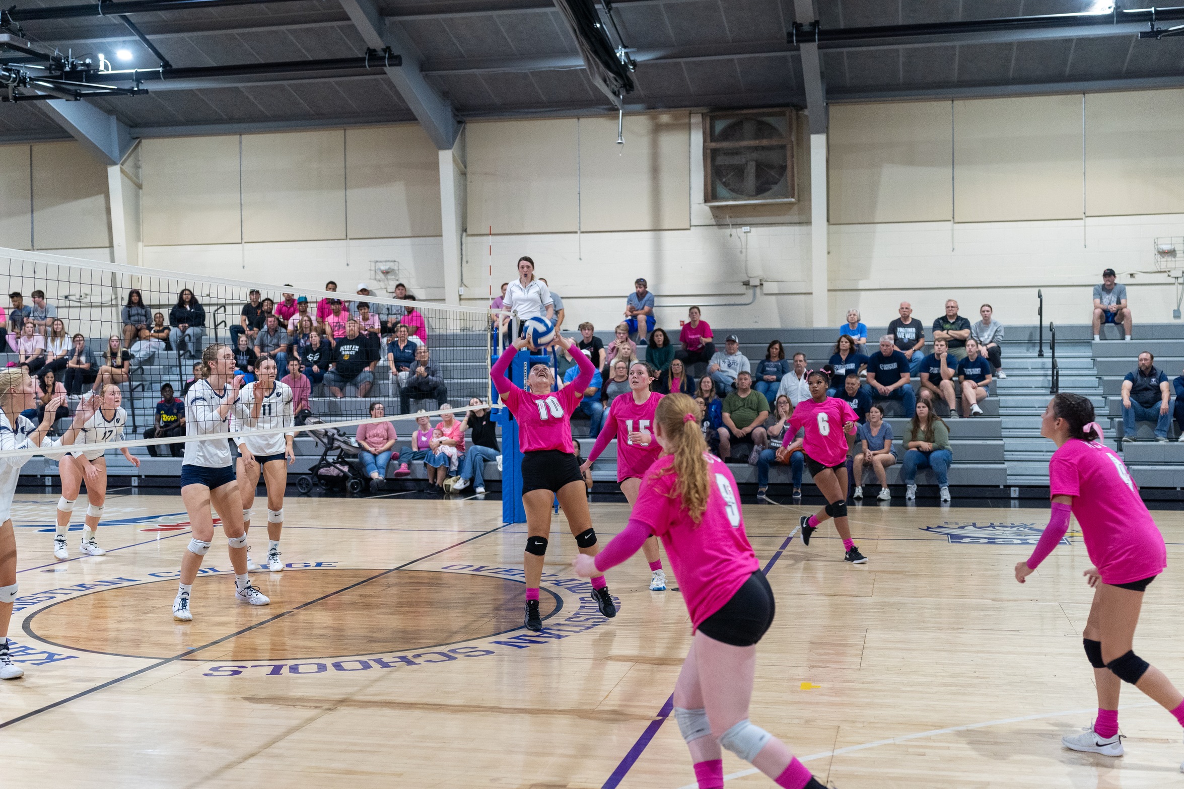 Women's Volleyball Slips at Spurgeon on the Road