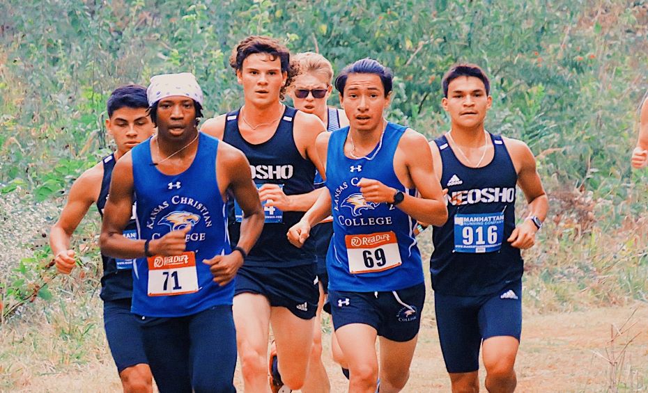 Cross Country Competes at Billy Mills Classic